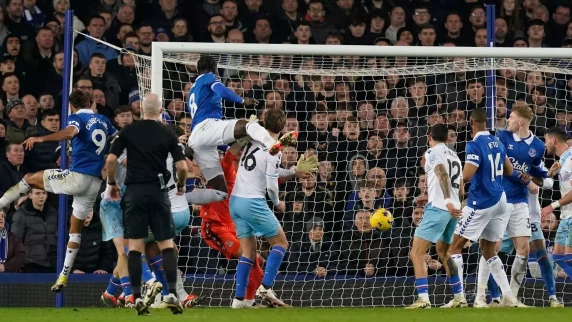 Amadou Onana header earns Everton a share of the spoils with Crystal Palace