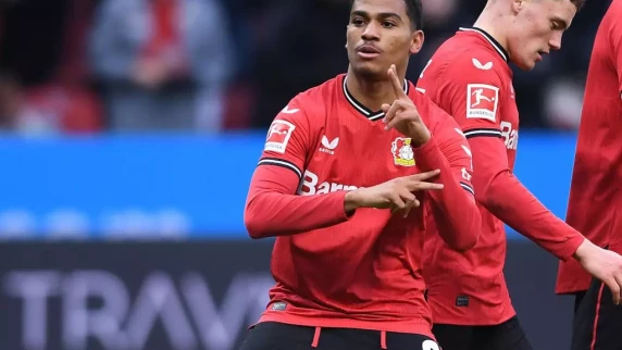 Bayer Leverkusen thrash Hertha Berlin, Eintracht Frankfurt come from behind to draw with Wolfsburg