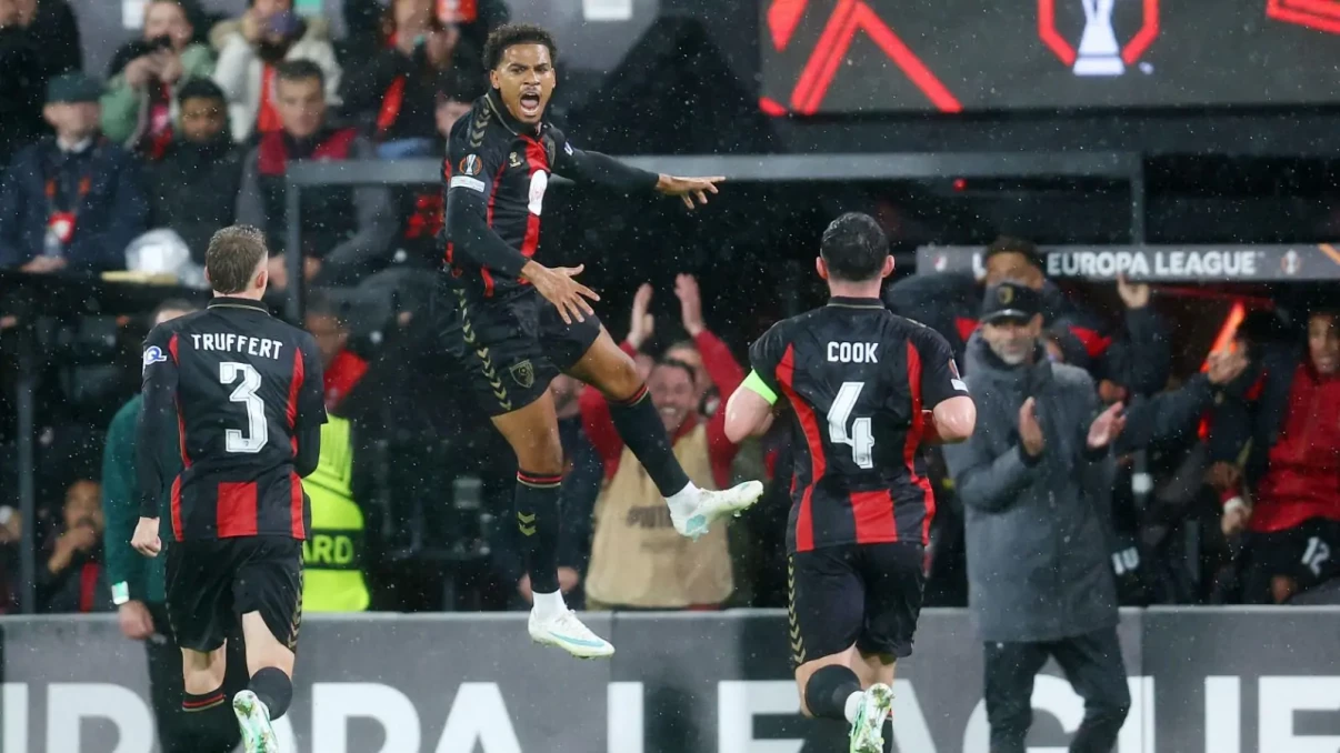 Bournemouth sink Milan as Palace and Juventus share Europa League thrillers Bournemouth sink Milan as Palace and Juventus share Europa League thrillers