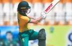 anneke-bosch-batting16.webp