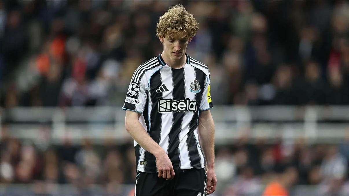 Anthony Gordon fit as Eddie Howe prepares Newcastle for Stamford Bridge battle Anthony Gordon fit as Eddie Howe prepares Newcastle for Stamford Bridge battle