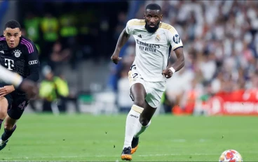 antonio-rudiger-of-real-madrid-chases-the-ball16