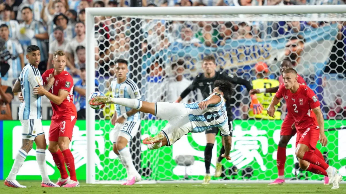 Argentina outlast 10-man Switzerland in FIFA World Cup extra-time thriller Argentina outlast 10-man Switzerland in FIFA World Cup extra-time thriller