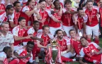 arsenal-celebrate-with-epl-trophy-24-may-2026-alamy16.webp
