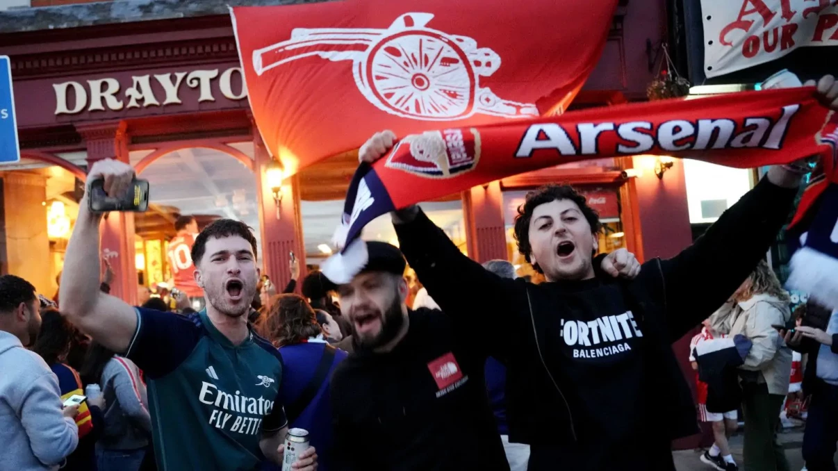 Arsenal end 22-year wait to clinch Premier League title after Man City stumble Arsenal end 22-year wait to clinch Premier League title after Man City stumble