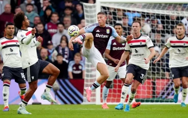 Aston Villa v Manchester United