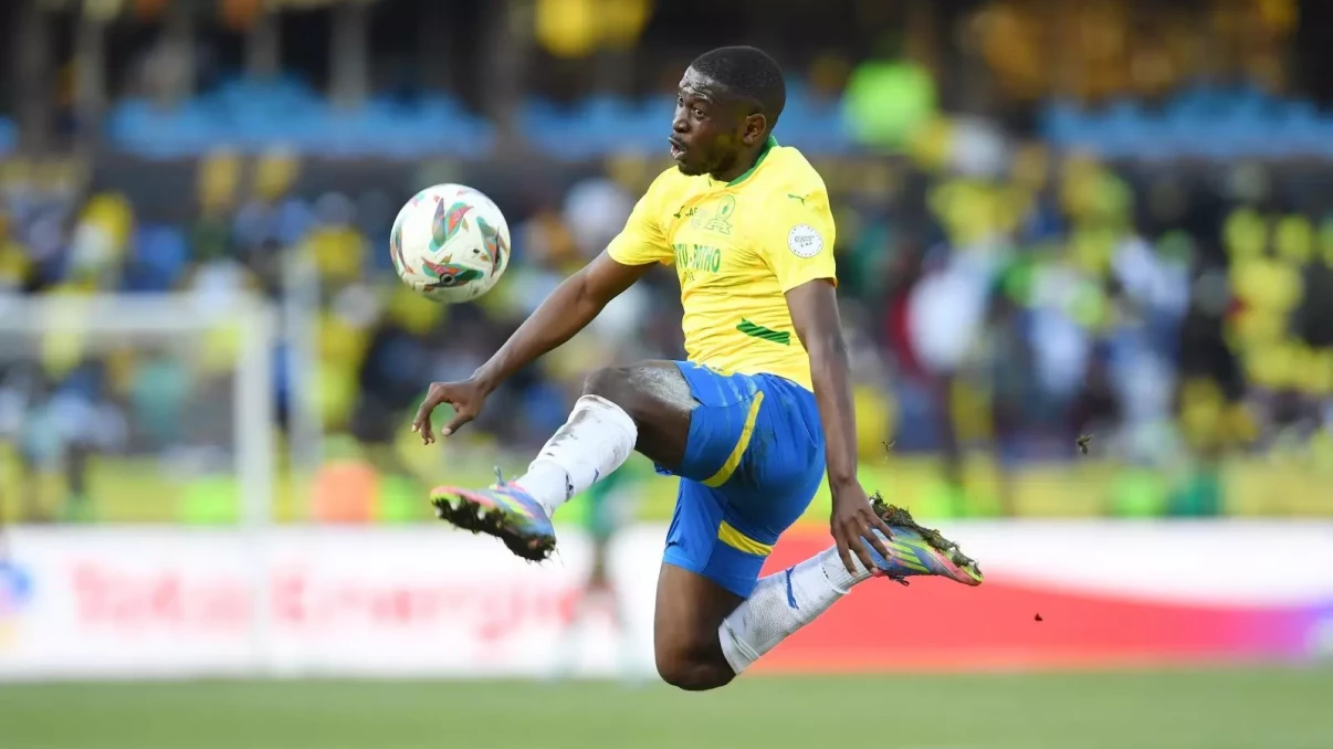 Mamelodi Sundowns end speculation on Aubrey Modiba