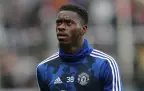 axel-tuanzebe-man-utd-201916.webp