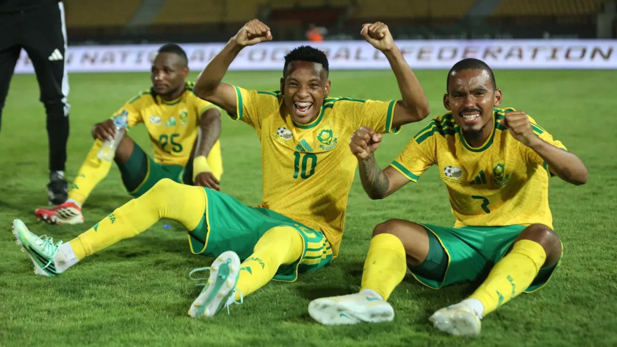 Mosimane hails Appollis and Mofokeng as Bafana tighten grip on Group D Mosimane hails Appollis and Mofokeng as Bafana tighten grip on Group D