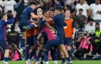 barcelona-attacker-raphinha-centre-celebrates-with-teammates-after-scoring16.webp