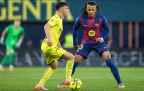 barcelona-s-jules-koundé-in-action-against-villarreal-21-december-202516.webp