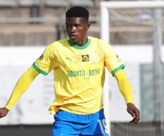 Mamelodi Sundowns midfielder Bathusi Aubass