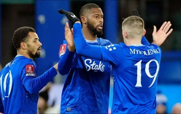 beto-of-everton-celebrates-after-scoring16