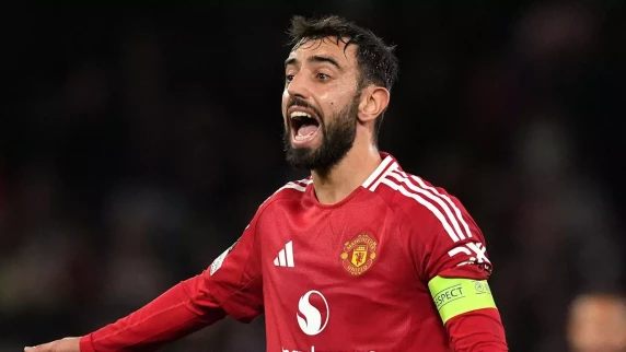 Man Utd captain Bruno Fernandes has red card against Tottenham rescinded