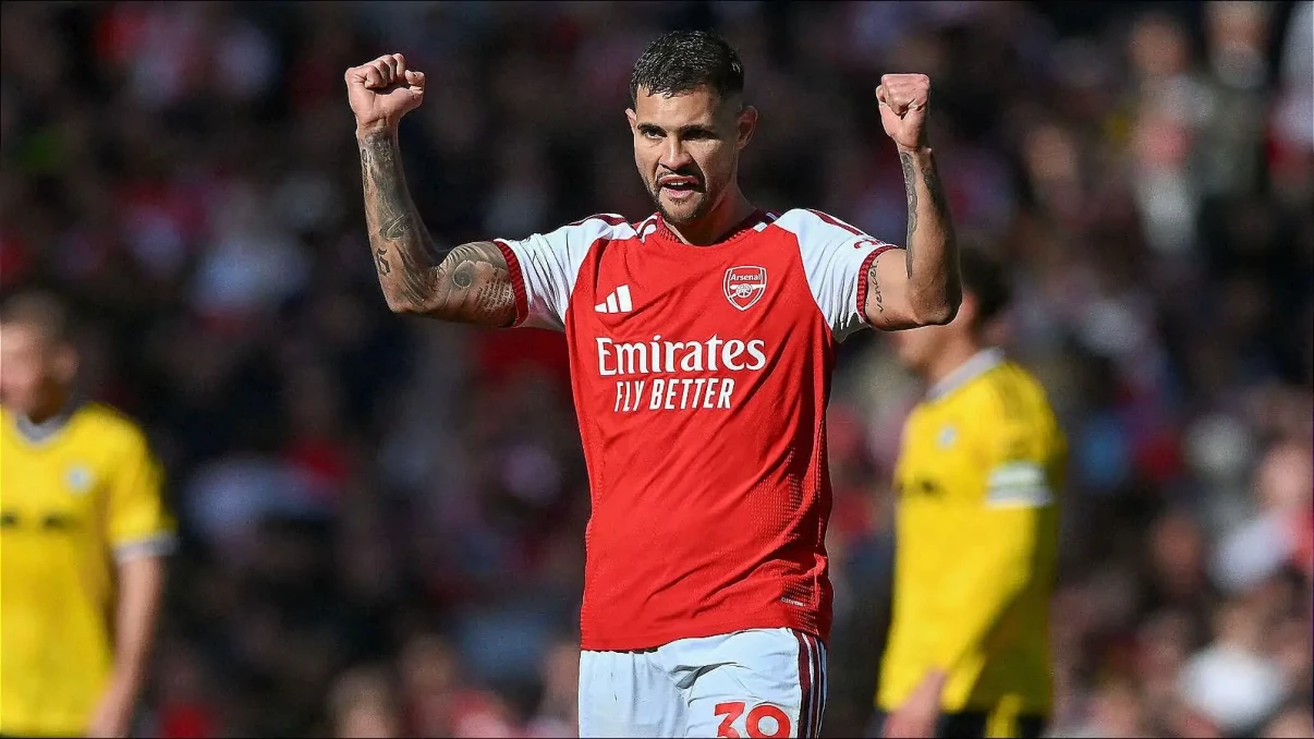 'I can't wait to score more goals' - Guimaraes feels 'the love' after Arsenal heroics 'I can't wait to score more goals' - Guimaraes feels 'the love' after Arsenal heroics
