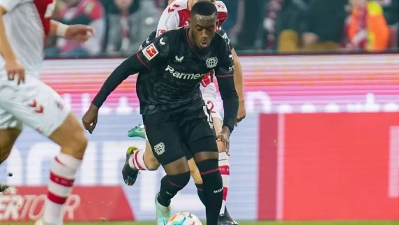 Callum Hudson-Odoi will be staying at Bayer Leverkusen