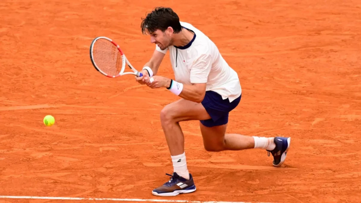 French Open: Cameron Norrie stuns Daniil Medvedev after five-set thriller