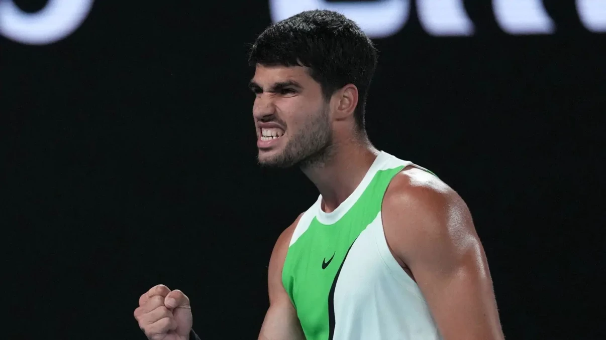 Carlos Alcaraz claims first Australian Open semi-final spot with win over Alex de Minaur Carlos Alcaraz claims first Australian Open semi-final spot with win over Alex de Minaur