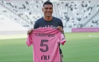 casemiro-poses-with-his-new-inter-miami-jersey-30-july-202616.webp