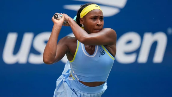 Coco Gauff stuns Iga Swiatek at WTA Finals