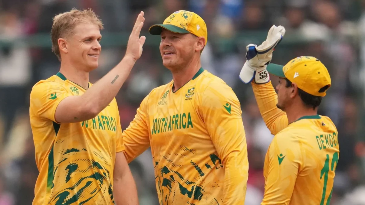 Polished Proteas push past T20 World Cup group stage with comprehensive victory over UAE Polished Proteas push past T20 World Cup group stage with comprehensive victory over UAE