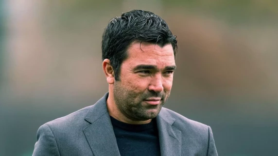 Barcelona's quest for a new coach: Deco's insights and expectations