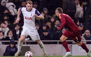 dejan-kulusevski-of-tottenham-in-europa-league-action16