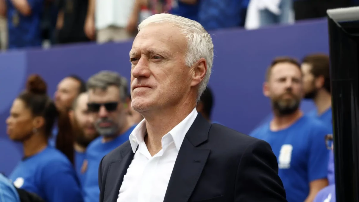 French Football Federation pay tribute to departing head coach Didier Deschamps French Football Federation pay tribute to departing head coach Didier Deschamps