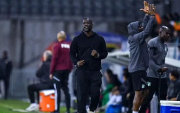 Emerse Fae, Head coach of Ivory Coast celebrates after his team's first goal during the international friendly match between Uruguay and Ivory Coast at Stade Bollaert-Delelis on March 26, 202