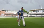 emilio-gay-walking-to-training16.webp