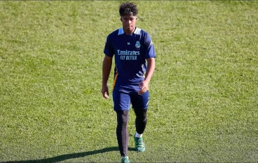 endrick-of-real-madrid-at-training16