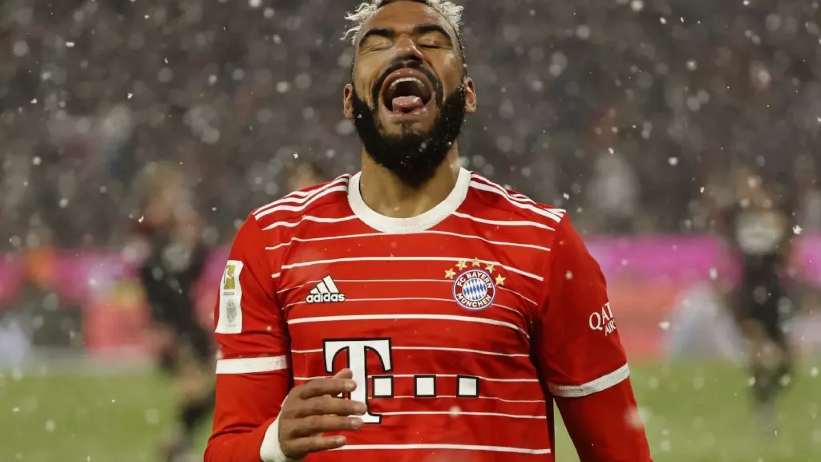 Bayern Munich Get Past PSG In Champions League Clash | Football