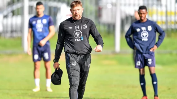 Eric Tinkler sends a message to CT City’s incoming players