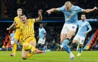 erling-haaland-of-manchester-city-shoots-at-goal-7-january-202616.webp