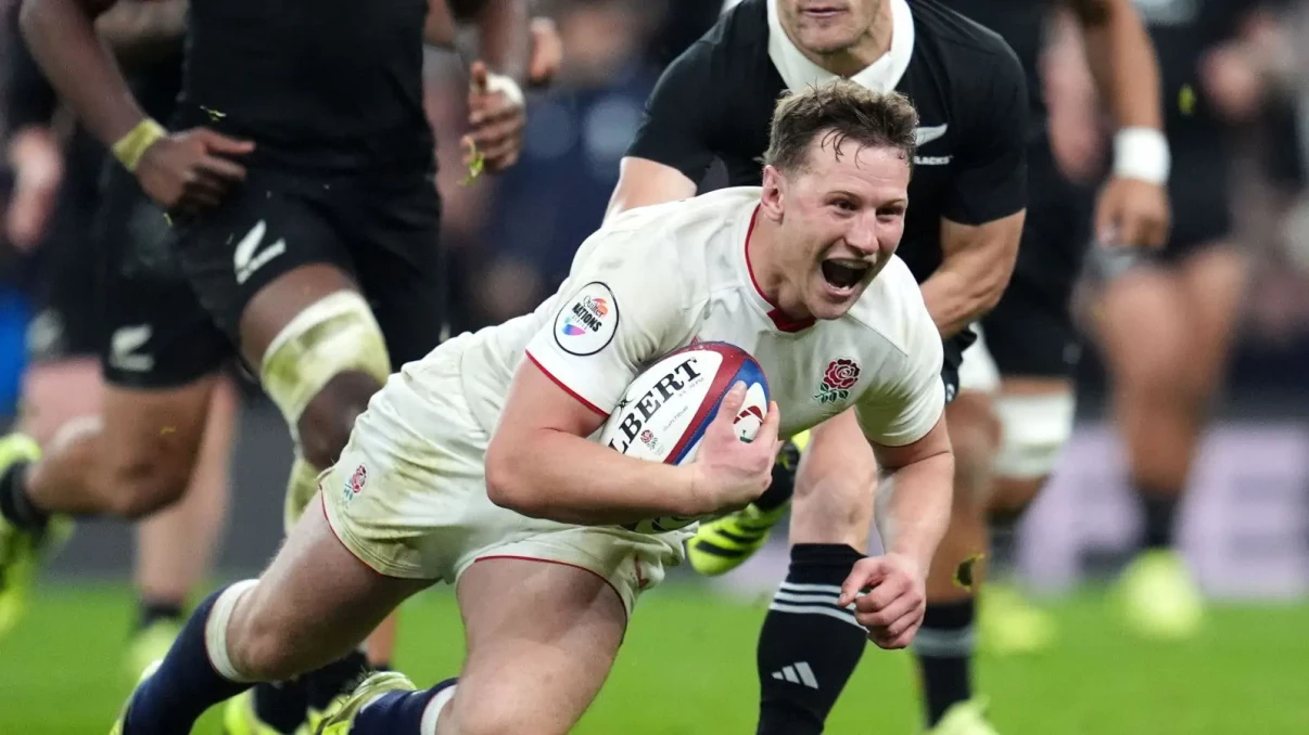 England extend winning run to 10 games with impressive display against All Blacks England extend winning run to 10 games with impressive display against All Blacks