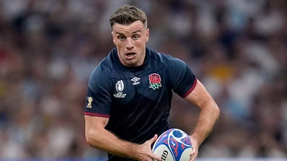 World Cup: George Ford helps England overcome red card against Argentina