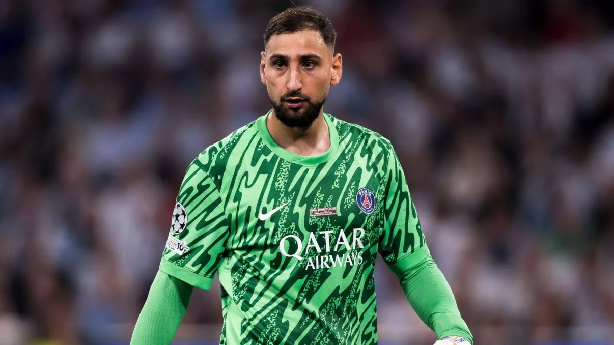 Gianluigi Donnarumma's PSG future in the balance amid Man Utd, Inter interest