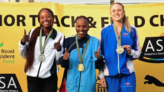 Glenrose Xaba bags the 5000m title at the national champs in KZN