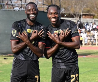 goalscorer-deon-hotto-and-gamphani-lungu-celebrate-orlando-pirates-win-22-august-2026-(backpage)16
