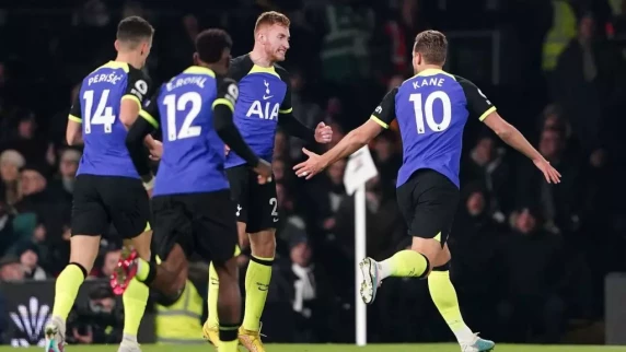 Harry Kane equals Jimmy Greaves’ Tottenham scoring record in win at Fulham