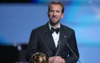harry-kane-wins-the-player-of-the-year-trophy-during-the-ballon-d-or-ceremony-26-october-202616.webp
