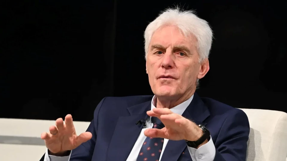 Hugo Broos calls on omitted players to look in the mirror