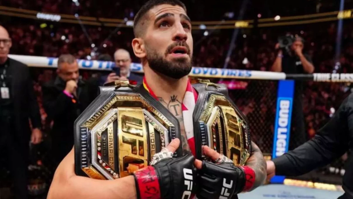 Ilia Topuria becomes undisputed UFC Lightweight Champion