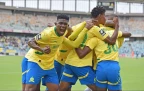 iqraam-rayners-celebrates-with-sundowns-teammates-after-scoring16.webp