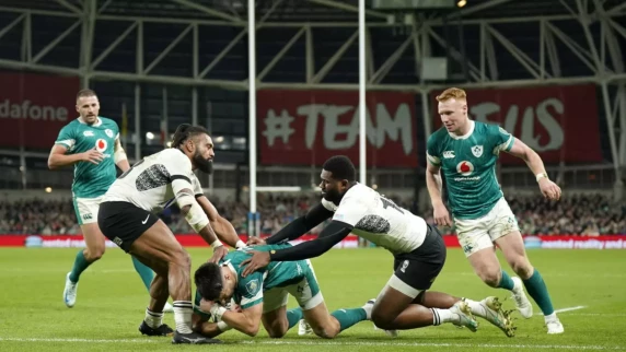 Clinical Ireland run in eight tries to thump Fiji at the Aviva Stadium