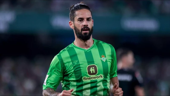 Real Betis midfielder Isco faces lengthy layoff after surgery