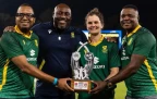 itumeleng-khune-mashimbyi-laura-wolvaardt-aaron-mokoena-130838.webp