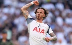 james-maddison-of-tottenham-hotspur-celebrates-survival-24-may-202616.webp
