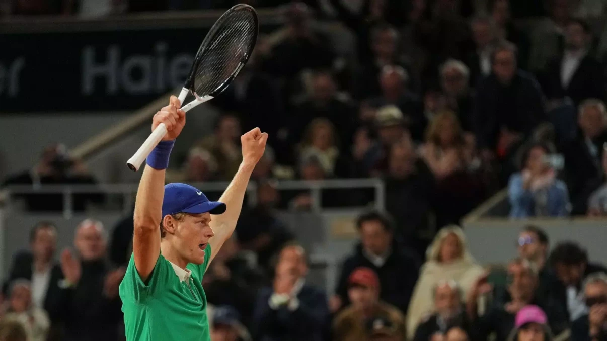 Jannik Sinner outclasses Novak Djokovic to set up blockbuster French Open final