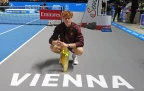 jannik-sinner-wins-vienna-open-2025-alamy16.webp